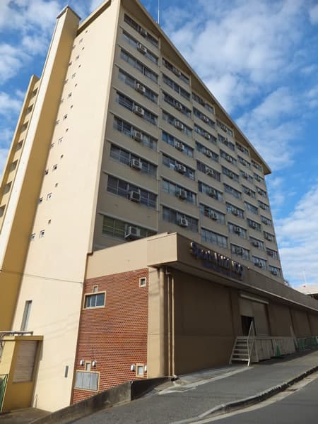 たまプラーザ駅前分譲共同住宅 1