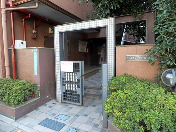 キャニオンマンション東山 6