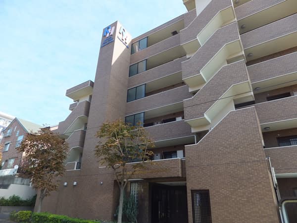 モナークロイヤルステージ仲町台 2