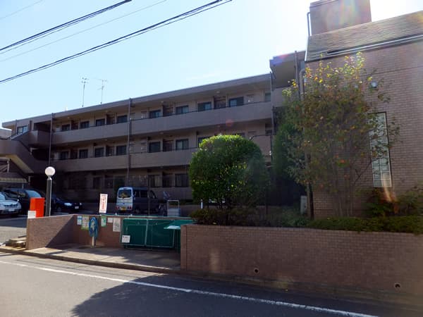 ルイシャトレ大倉山 3