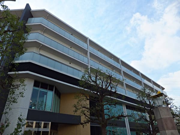 ベリスタ仲町台 6