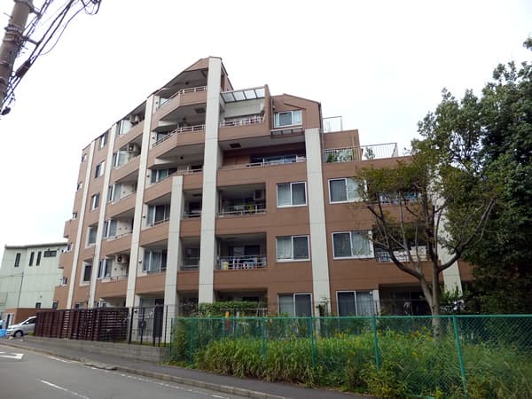 エクセレント大倉山 1