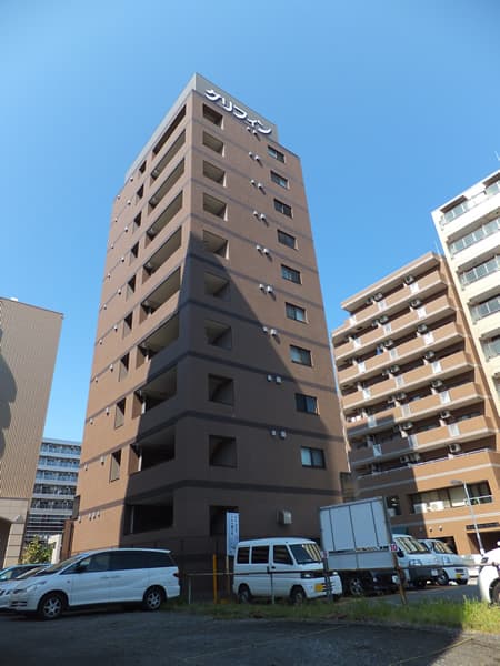 グリフィン横浜センター北駅前 2