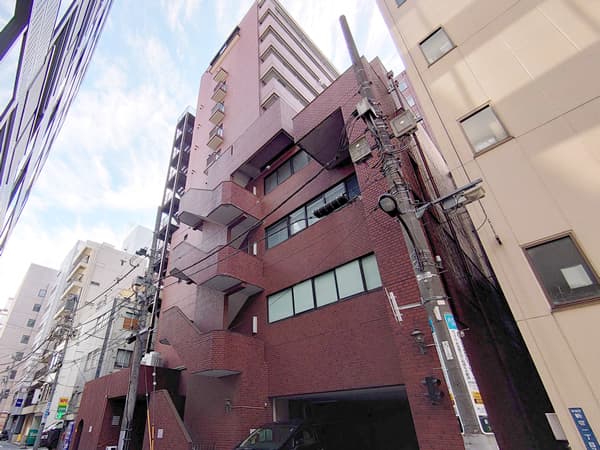 グランドメゾン新宿御苑 1