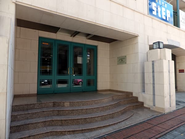 メイフェアミュゼレトワールセンター南駅前 6