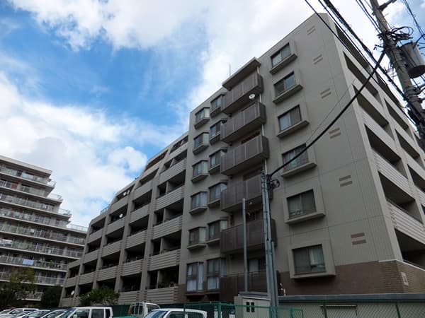 ルイシャトレ大倉山サンクティエル 3