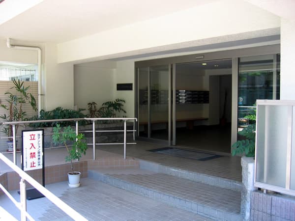 サニーハイツ向ヶ丘 7