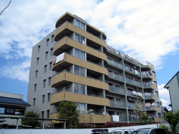 ラヴィドール高津 1