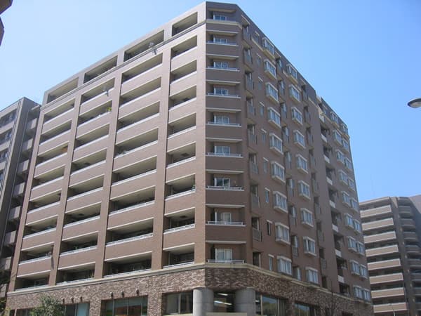 プラハ横浜センター南ステーションアリーナ 1