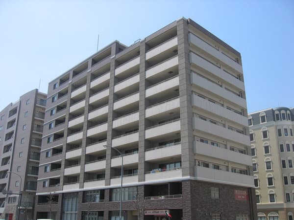 ライオンズマンション港北エストラッド 1