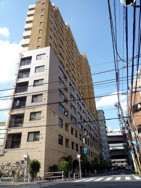 グランシティラピュタタワー 3