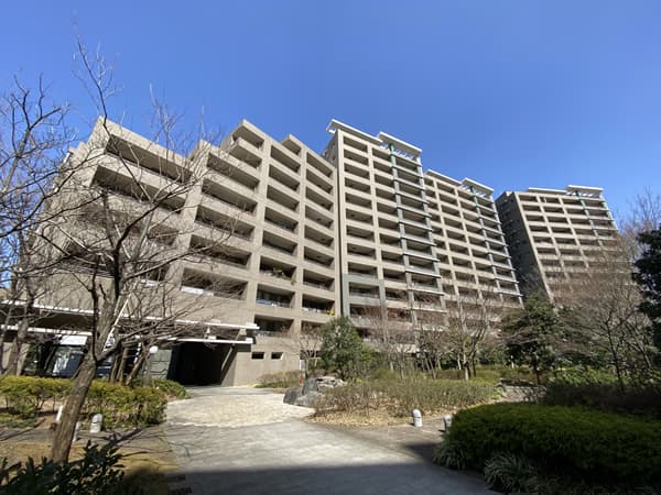 エアーズシティシーズンコート 1