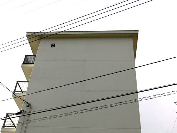 榎が丘住宅B棟 3