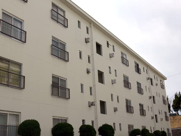 榎が丘住宅B棟 5