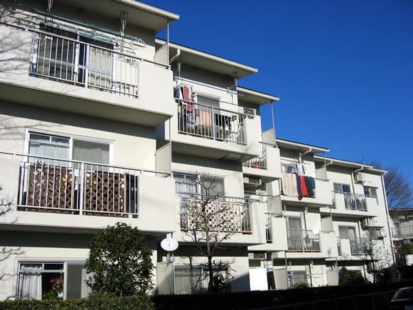 藤和ライブタウン相模原6号棟 1