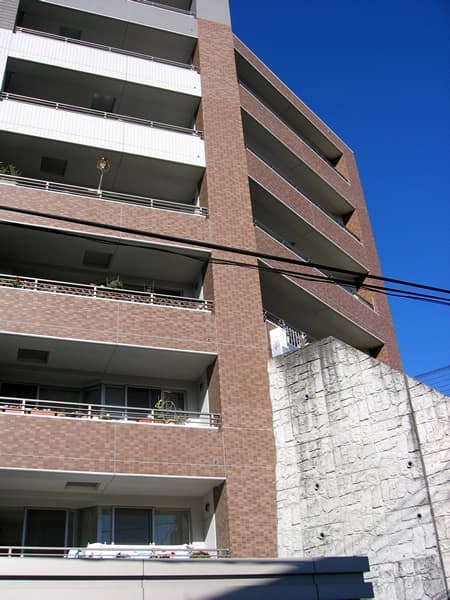 グランソルシオン藤が丘 2