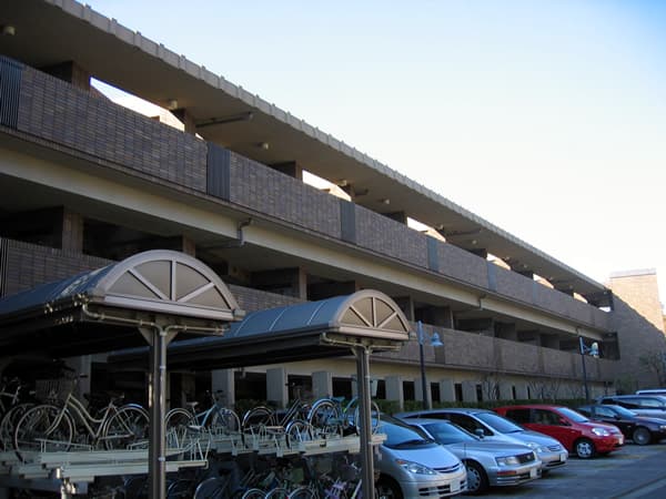 イディオスあざみ野G棟 1