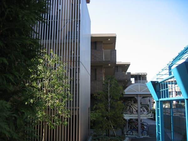 イディオスあざみ野F棟 3