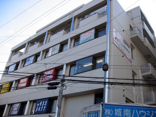 プラザ向ヶ丘遊園 2