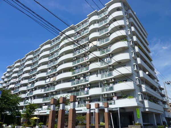 ハイネスアミティ鶴間2番館 2