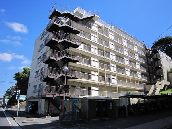 キャッスル梶ヶ谷 1