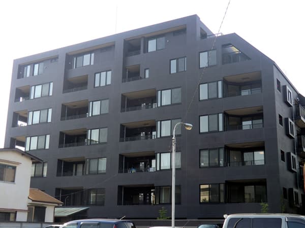 グローベル志村城山ザレジデンス 3