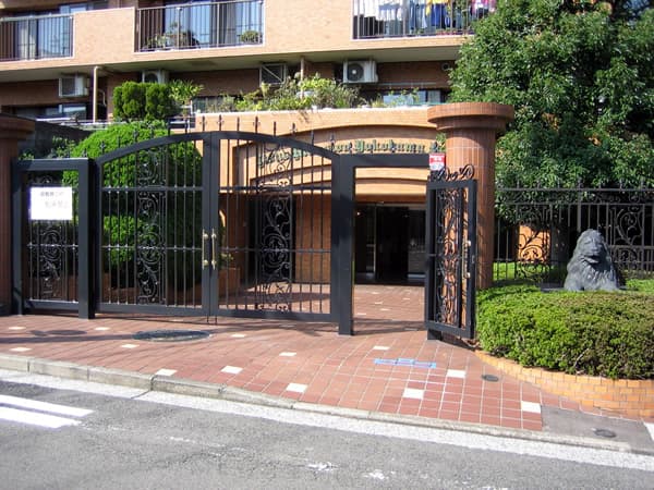 ライオンズマンション横浜ポートビュー 2