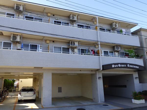 サングレイス鶴間 1