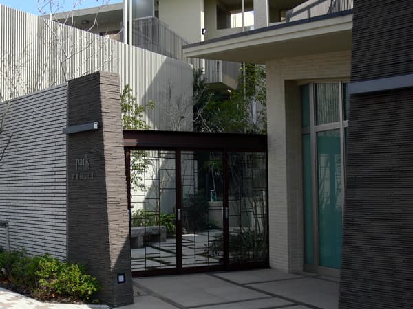 パークホームズ青葉台2丁目 1