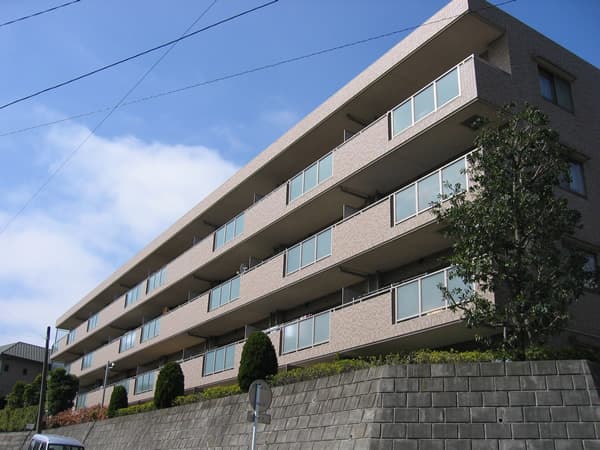 ロイヤルシャトー青葉台 3