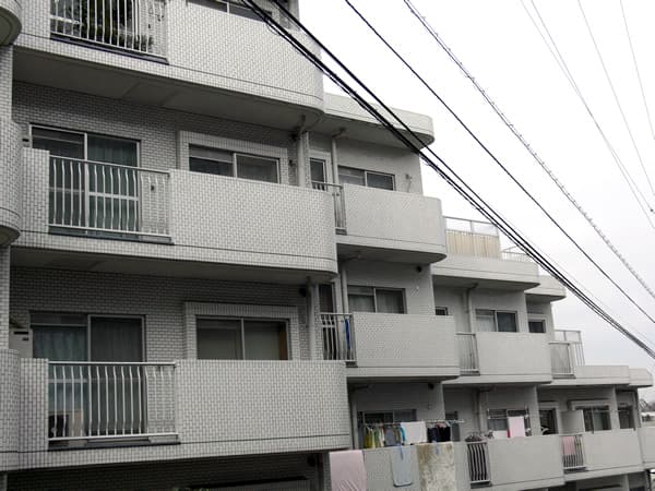 ハイネス青葉台B棟 1