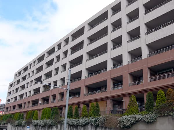 クレッセント青葉台の丘 1