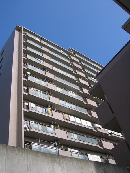 ヒルトップコートきらめきの街4番館 2