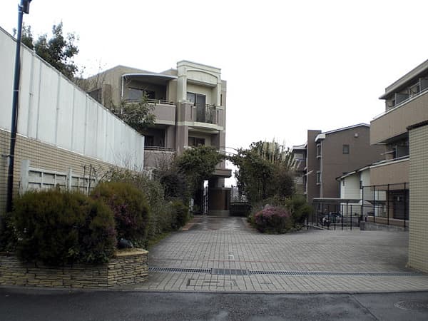 市が尾パークホームズ3番館 1