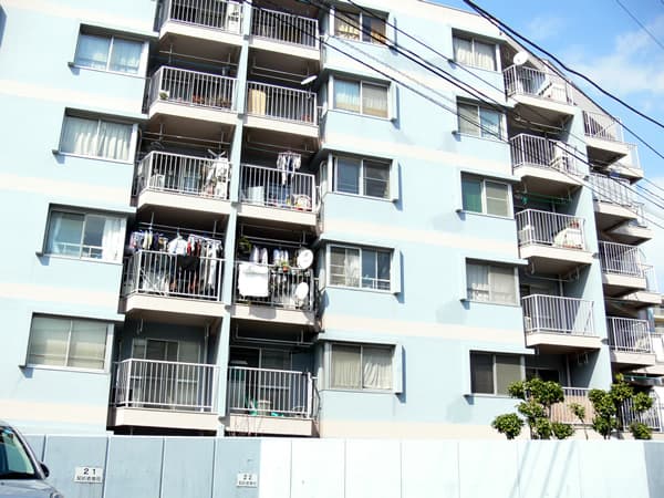 ライオンズマンション青葉台 6