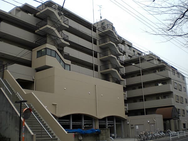 ライオンズマンション横浜鴨居 2