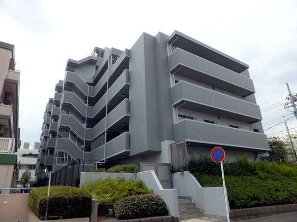 ライオンズステーションプラザ十日市場 3