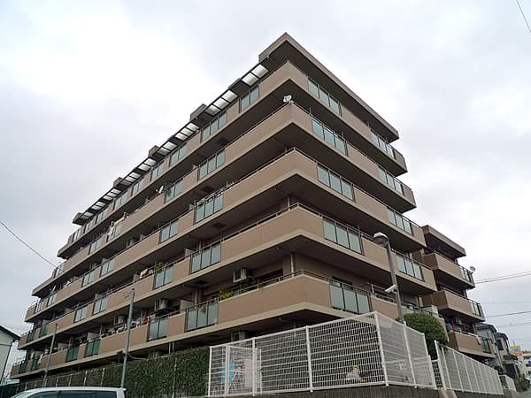 サングレイス桜ヶ丘 1