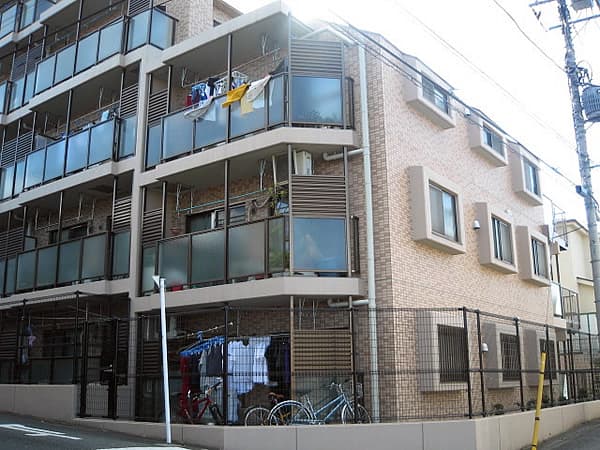 フローレンスパレス長津田 1