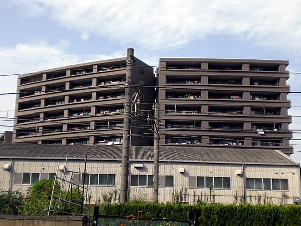 ナイスアークステイツ横濱中山 1