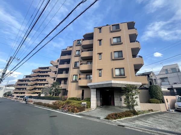 コスモサンディックレジデンス大倉山 1