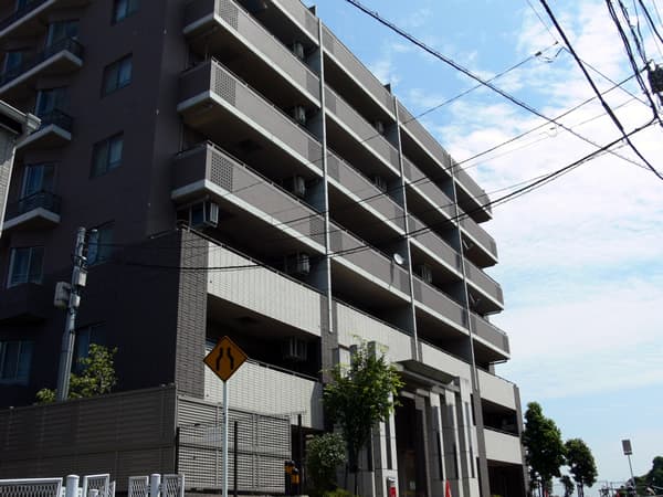 リステージたまプラーザガーデンプレイス 1