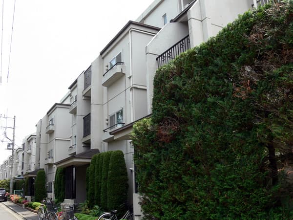 小田急コアロード東林間 1