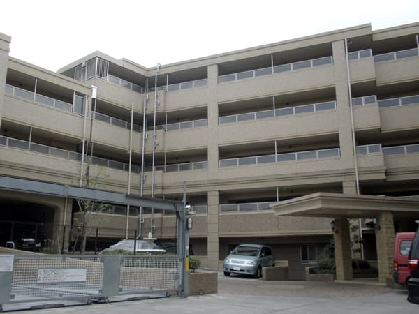 ランドシティ玉川学園ロイヤルテラス 2