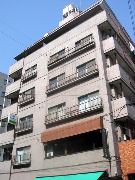 セザール山下公園 2