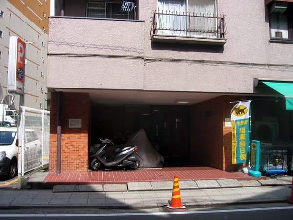 セザール山下公園 3