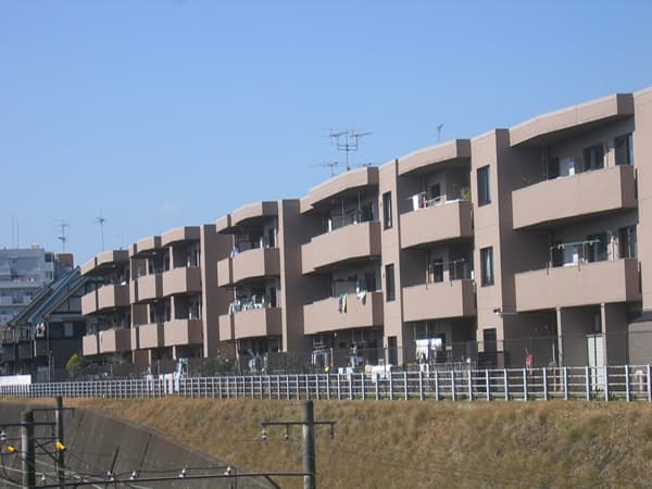 モアクレストヒルズガーデン 3