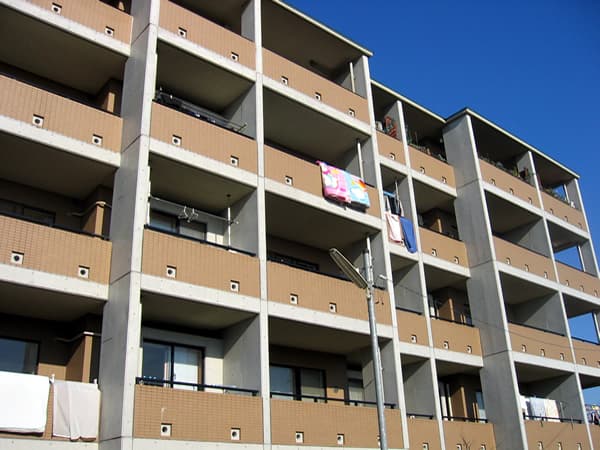 小田急コアロード東林間2 3