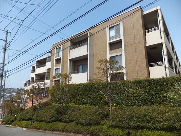 ライオンズマンション鷺沼フォレストヒルズサウスウィング 1