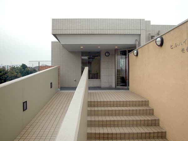 ヒルハイツ藤が丘1番館 1